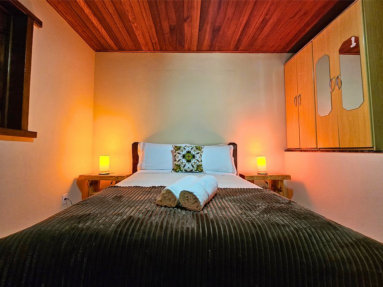 Sítio Três Lagos com piscina e suíte com hidromassagem