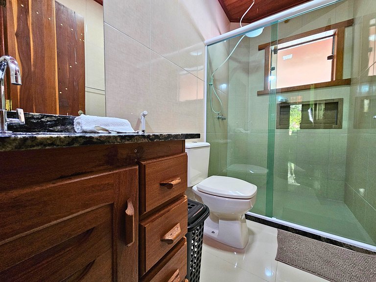 Sítio Três Lagos com piscina e suíte com hidromassagem