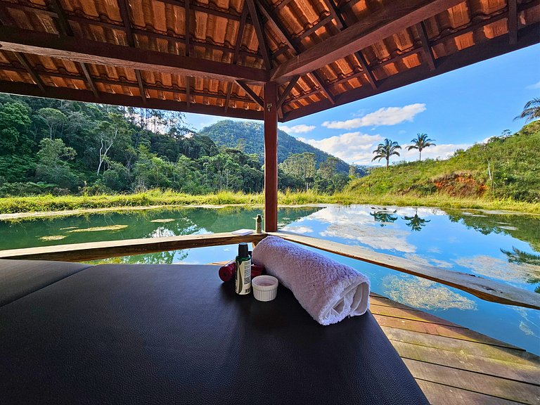 Sítio Três Lagos com piscina e suíte com hidromassagem
