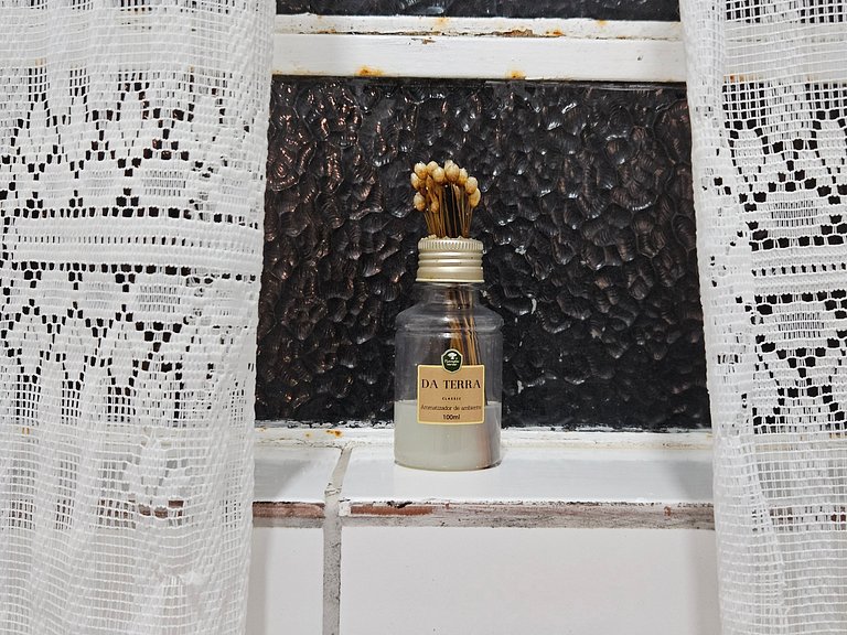 Chalé aconchegante em Mury com riacho, lareira e churrasquei