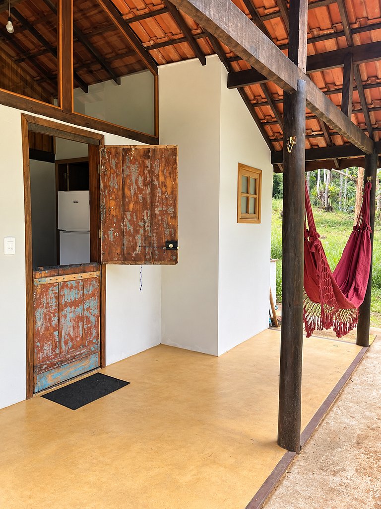 Casinha histórica | riacho e piscina natural