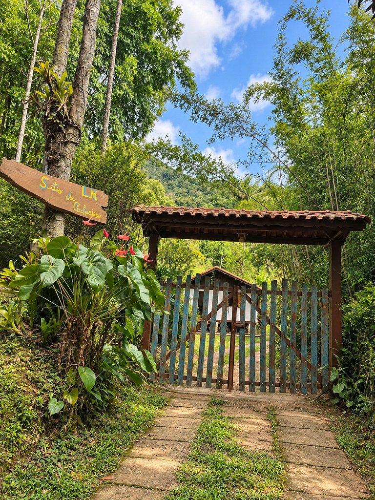 Casinha histórica | riacho e piscina natural