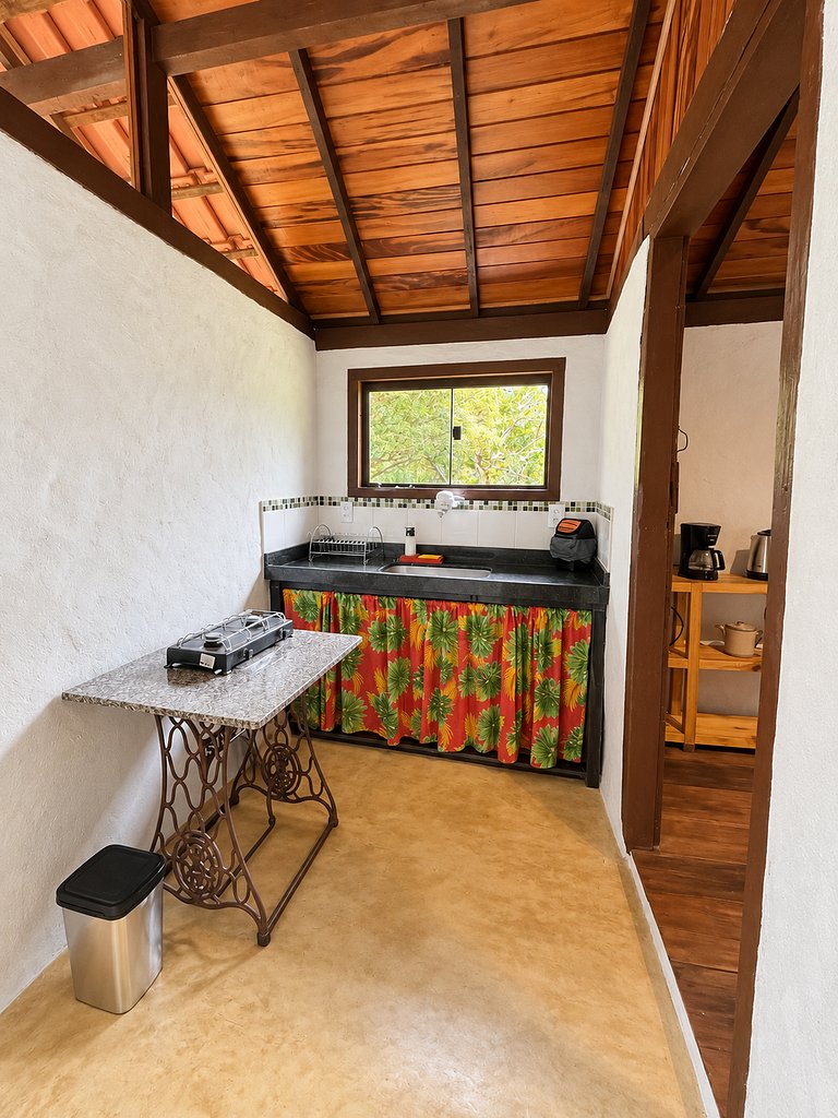 Casinha histórica | riacho e piscina natural